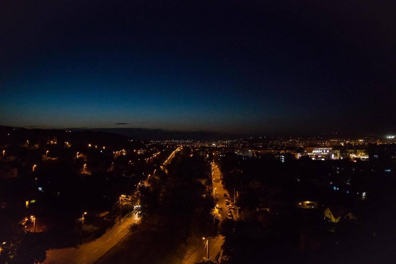 Panorama View Apartment 2Km To Palas Iasi Exterior foto